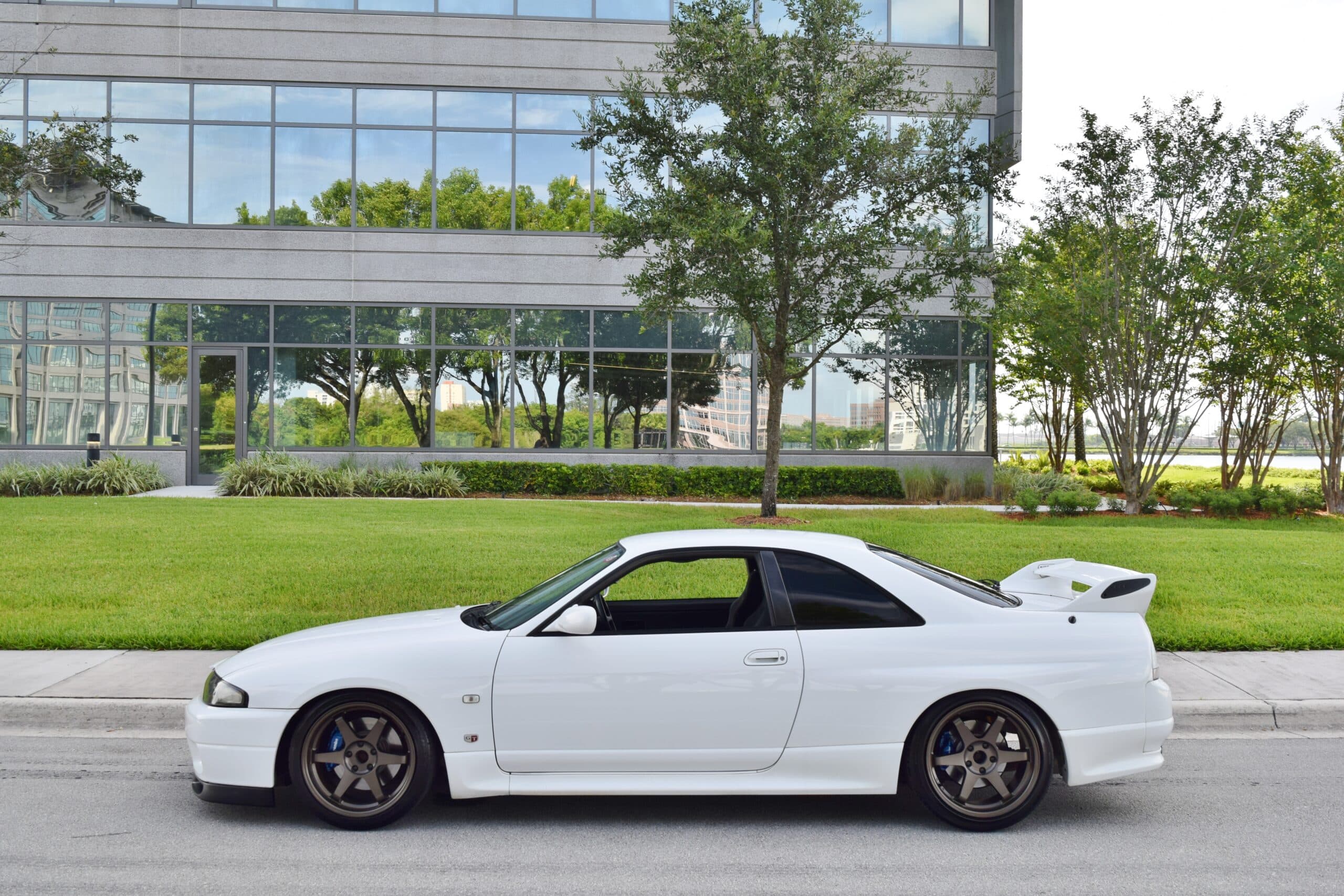 1995 Nissan GT-R R33 Skyline Only 66K Miles-Nicely Modified High Quality Parts -HKS Coilovers- Full Bolt On