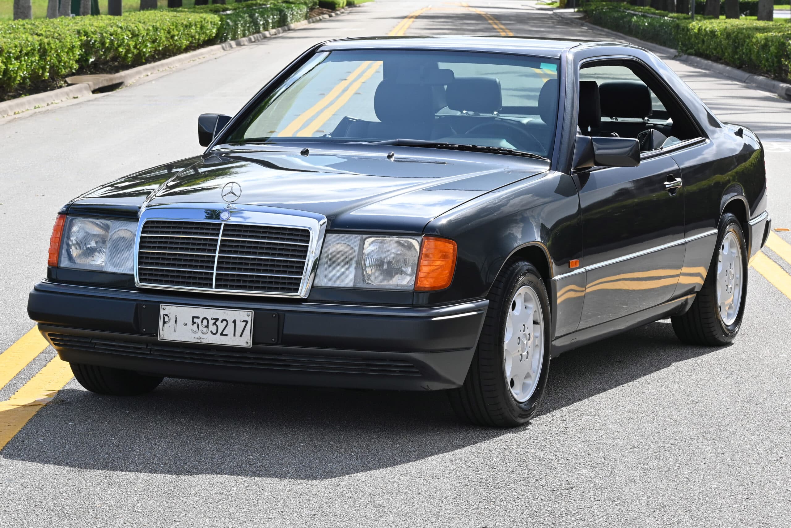 1992 Mercedes-Benz 300 CE-24V, Rare factory 5-Speed dogleg, sunroof delete, Sport Suspension and Limited Slip, in almost new condition, one owner