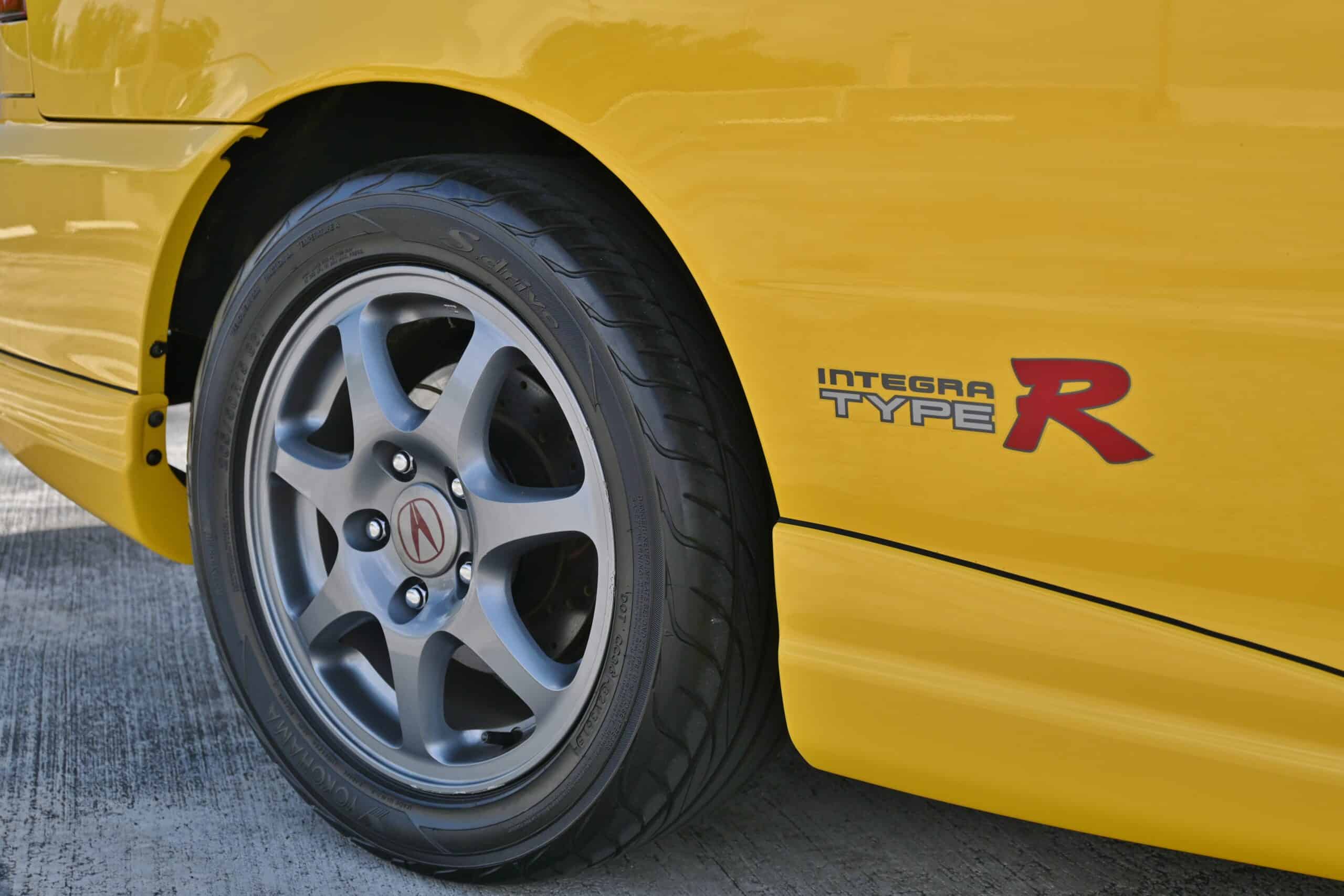 2001 Acura Integra Type R #1009 Rare Phoenix Yellow / 30K Actual Miles / 100% Stock / Clean history / Like NEW!