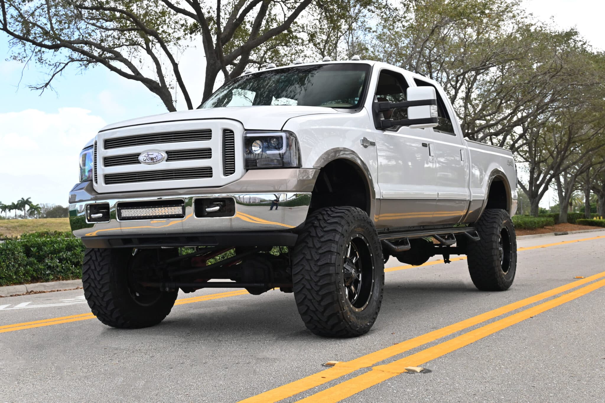 2006 Ford F250 4x4 Super Duty, Crew Cab, King Ranch, low miles, 6 Inch ...