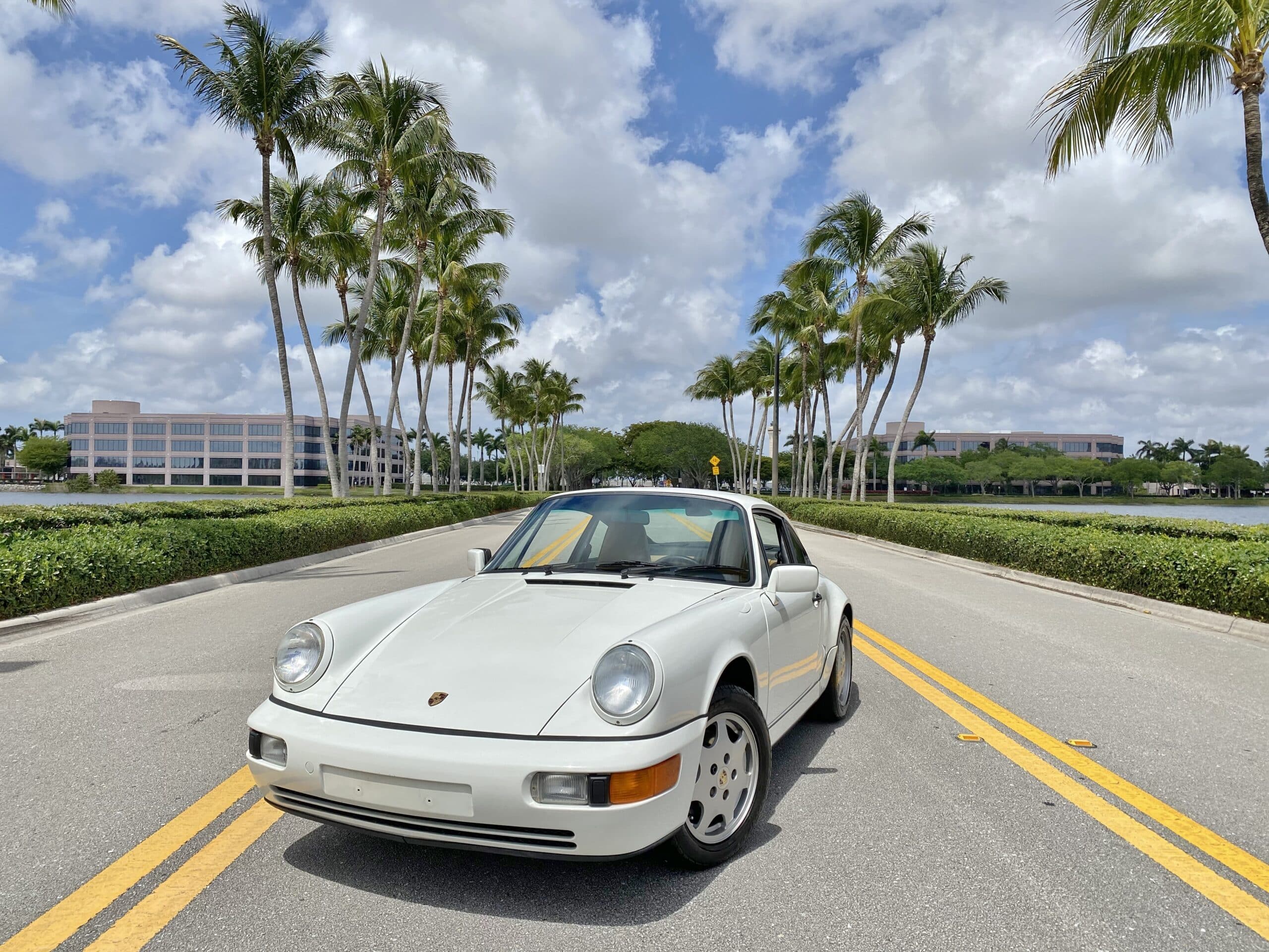 1990 Porsche 911 964 Carrera 2 GP White C2 / G50 5 Speed Manual / Texas Native / Service records /Clean history