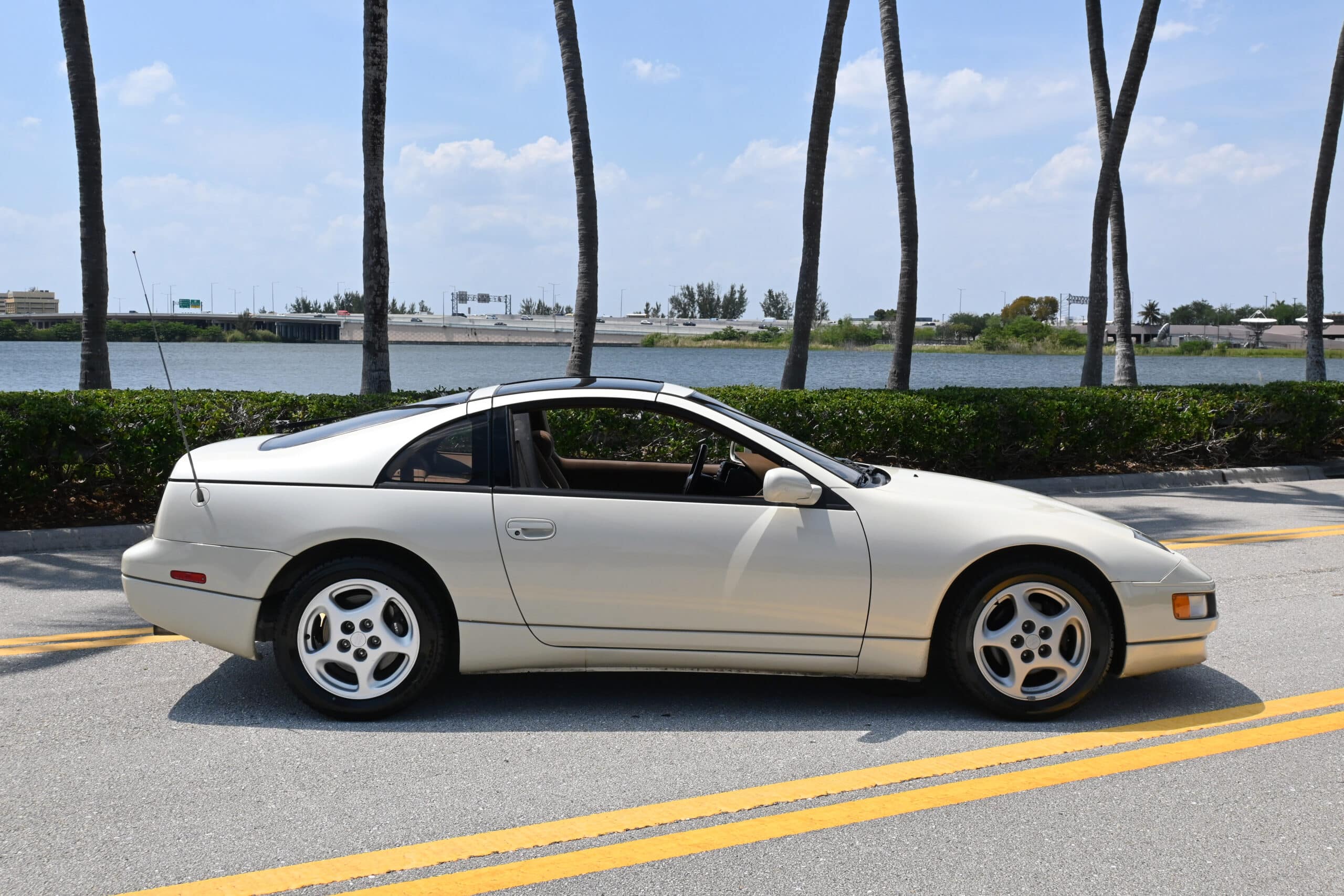 1994 Nissan 300ZX, One owner Garage find! ONLY 50K ACTUAL miles, Rust free Nevada time capsule, Manual Transmission, original Pearl White paint