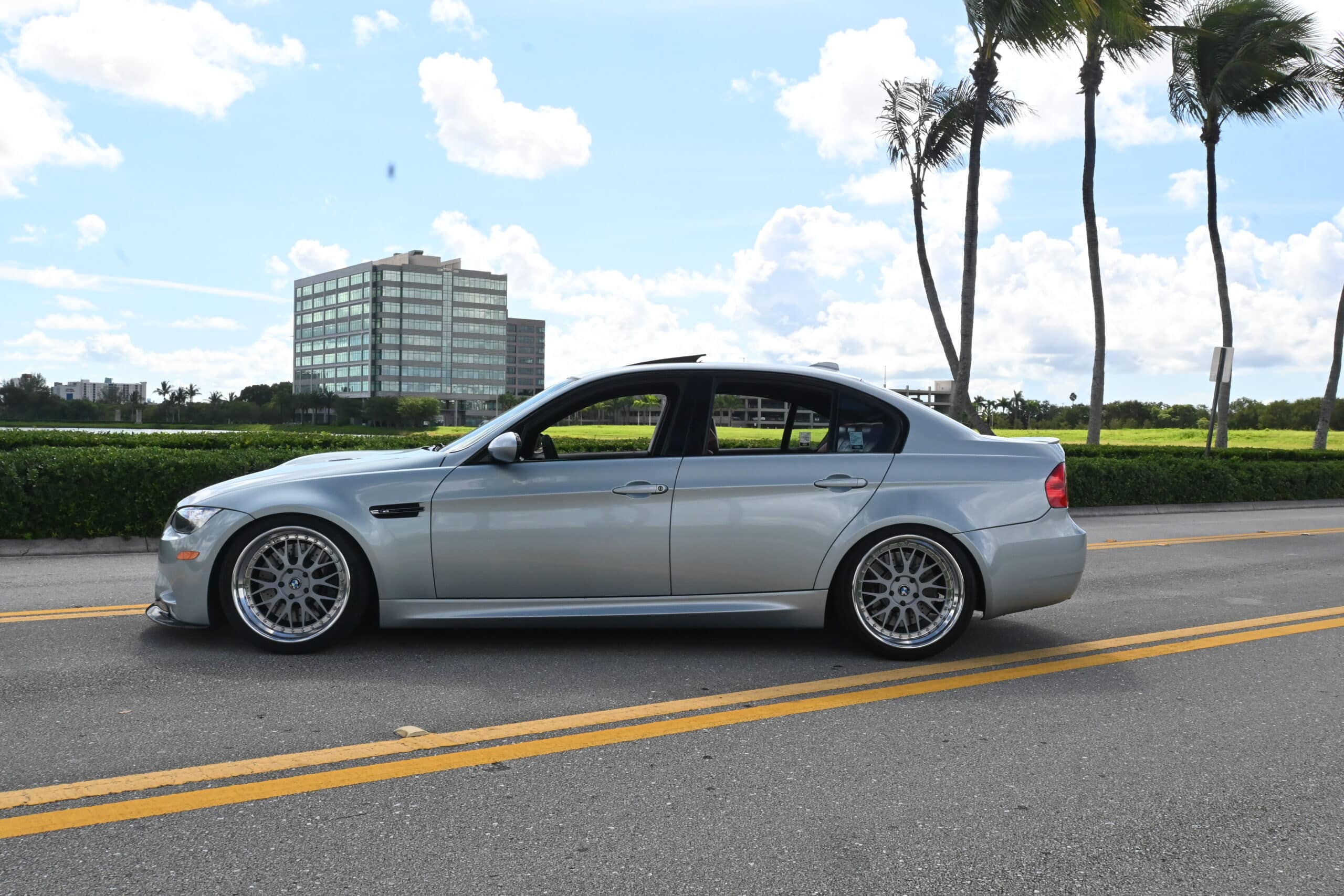 2008 BMW M3, 6-SPEED MANUAL, extensive options list, rod bearings, extended leather, turn key