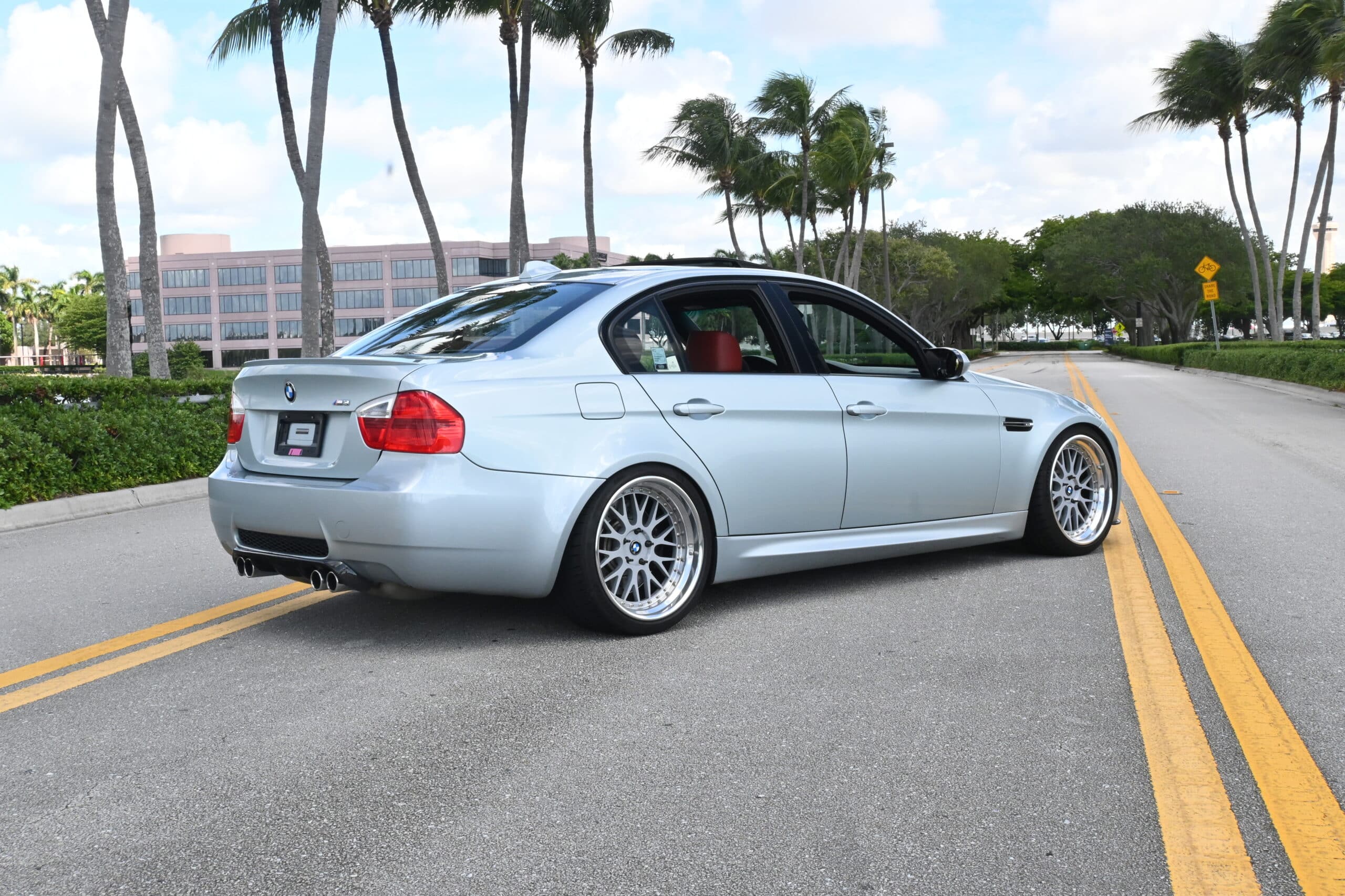 2008 BMW M3, 6-SPEED MANUAL, extensive options list, rod bearings, extended leather, turn key