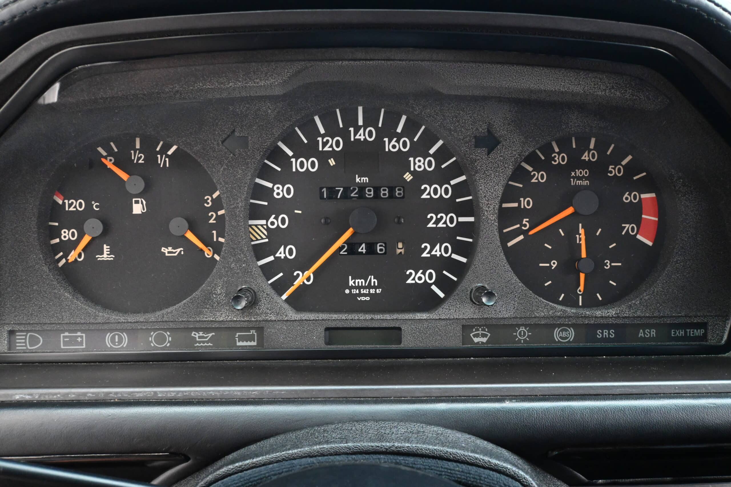 1992 Mercedes-Benz 500E Row Spec | Slicktop | Porsche Big Brake Kit | Fully Customized |