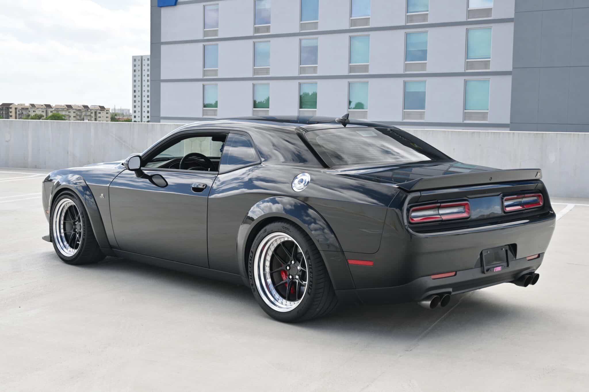 2021 Dodge Challenger R T 392 Widebody Show Car Rare 6 Speed Manual