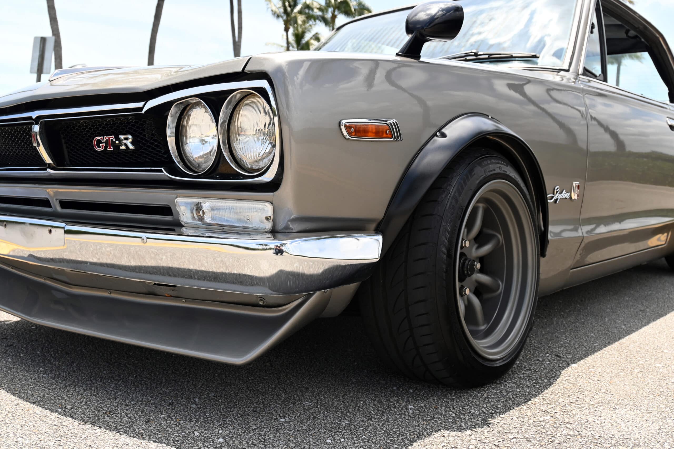 1972 Nissan C10 Skyline Hakosuka GT-X / GTR Tibute / F & R Spoilers / Flares / Front Coils / RS Watanabe Wheels / Mikuni Sidedrafts / Bucket Seats