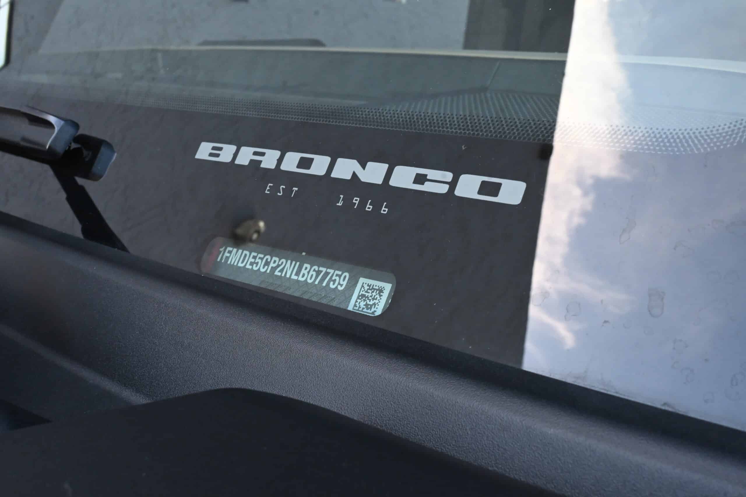 2022 Ford Bronco WILDTRAK / 1585 Miles / Original window sticker / NEW Condition
