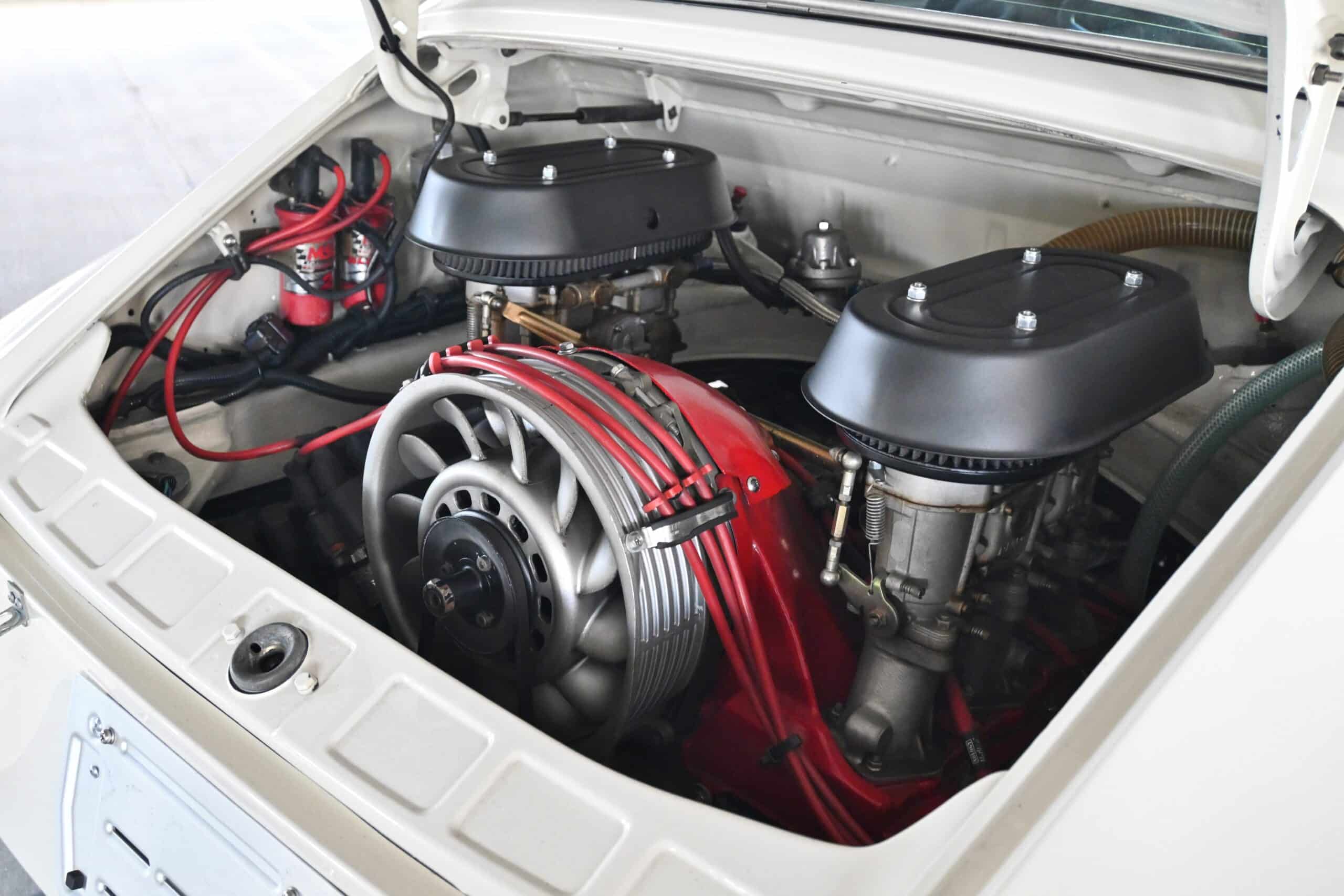 1986 Porsche 911 RSR Widebody Outlaw Backdate RSR Style/ Slicktop /3.6L 993 Motor-PMO Carbs /Built 915 transmission