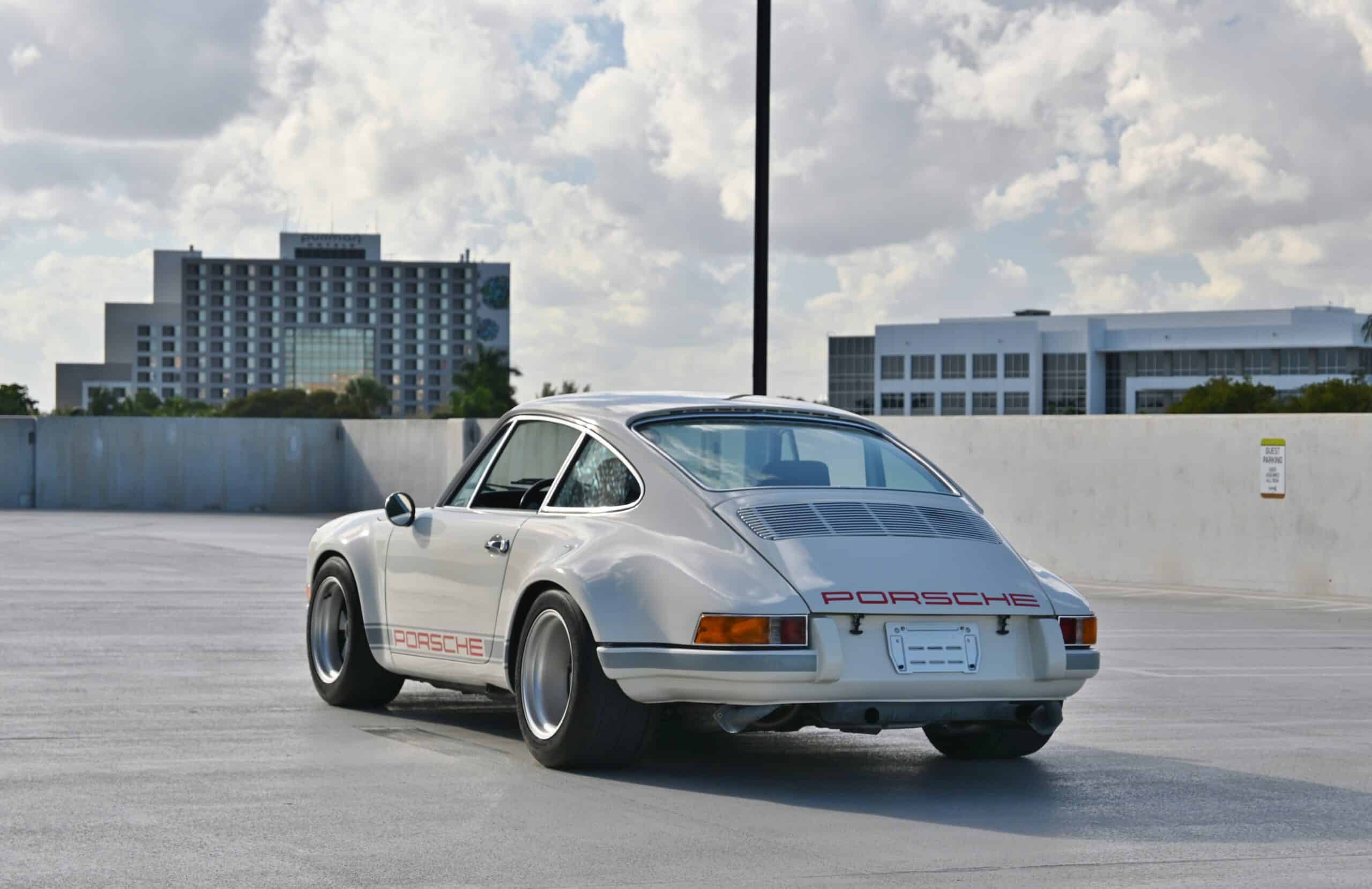 1986 Porsche 911 RSR Widebody Outlaw Backdate RSR Style/ Slicktop /3.6L 993 Motor-PMO Carbs /Built 915 transmission