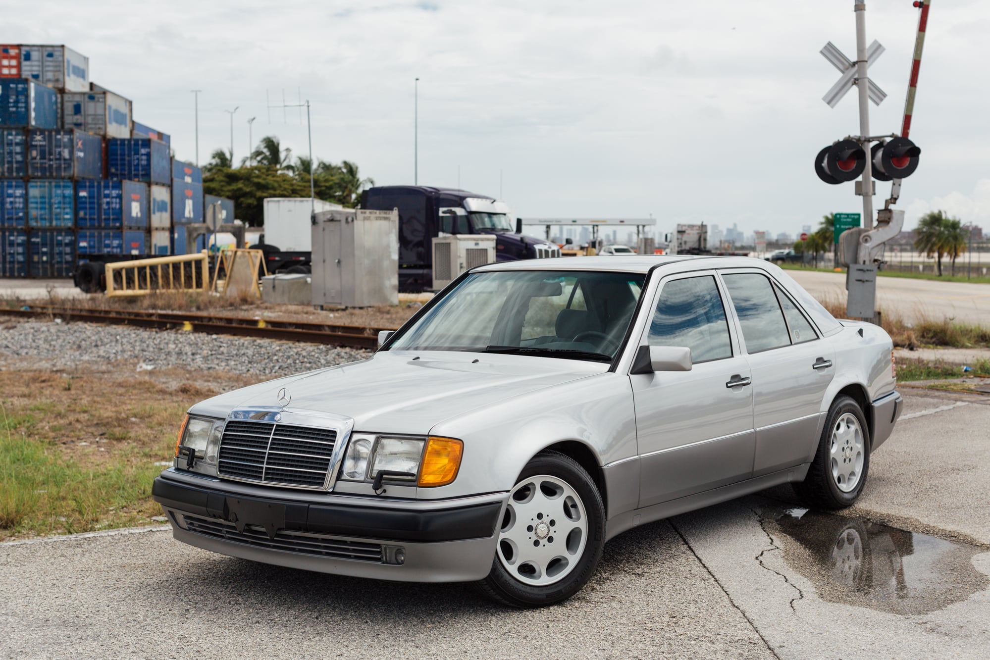 1992 Mercedes-Benz 500E – Stunning Condition Inside Out – Beautifully Kept – 23 Years of Documentation $65000 in service – Fully Documented History – Turn Key