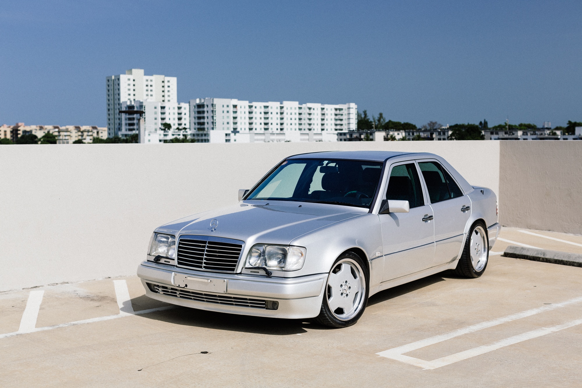 1994 Mercedes-Benz E500 Limited (W124) | Brilliant Silver/Black-Green | 1 of 951 | J’s Auto Exhaust | Service History | Amazing Condition | Extremely Rare