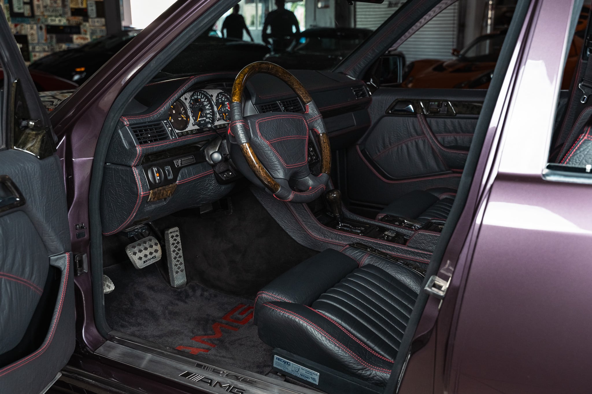 1992 Mercedes Benz 500E (W124) by Autofashion | Bortnite Special | Brembo F50 BBK | Kera Carbon Airbox | Beautifully Detail Oriented Build