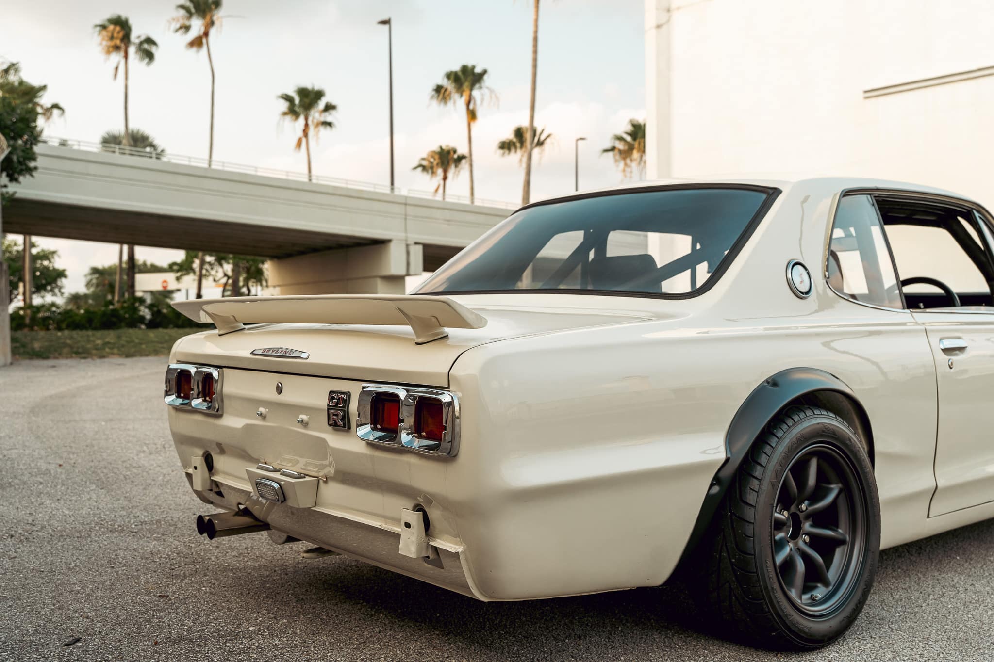 1971 Nissan 2000 GTX Hakosuka (KGC10) GT-R Tribute | L28 3.1L | 5 Speed Manual | Bilstein Coilovers | Watanabe Wheels | COLD AC