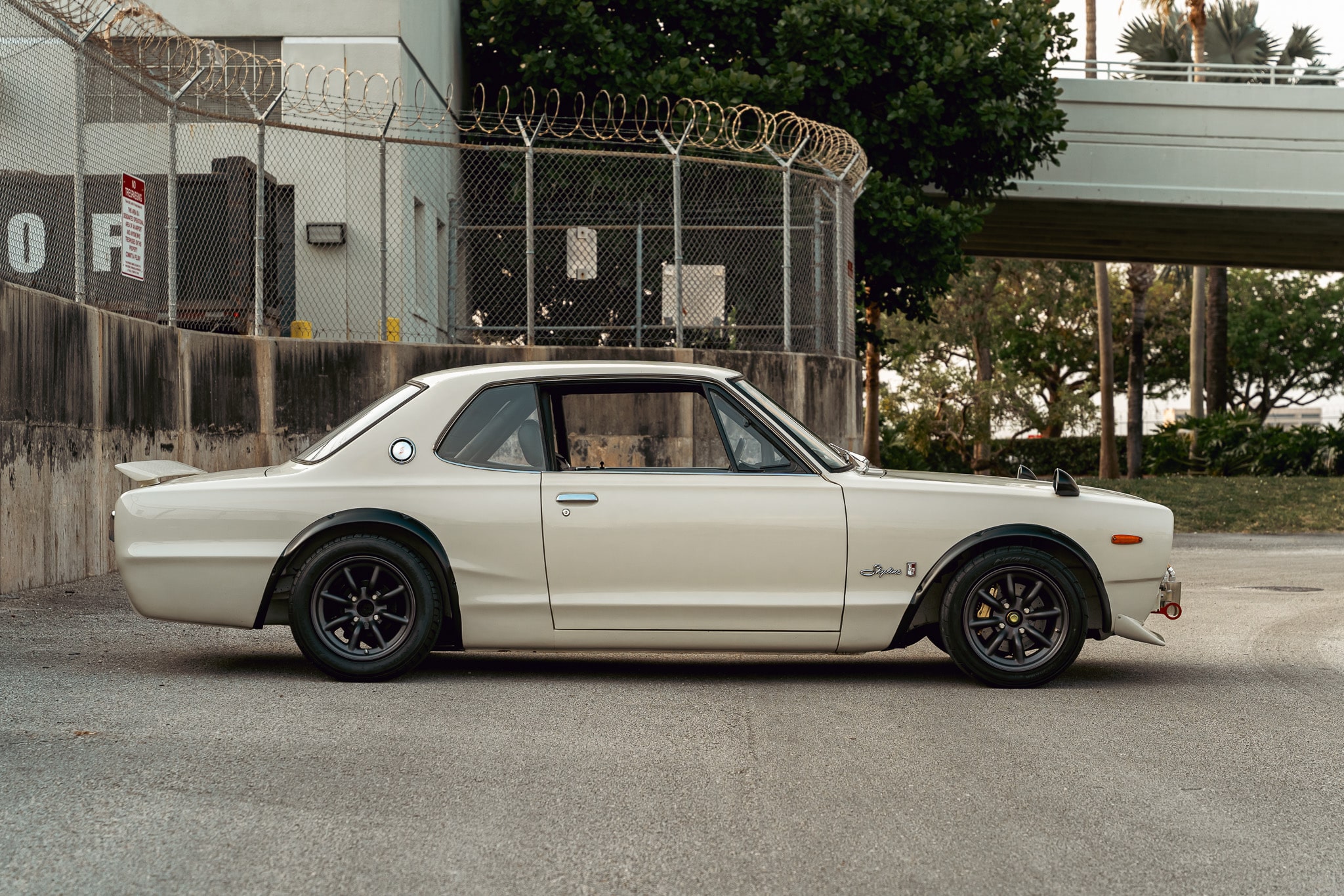 1971 Nissan 2000 GTX Hakosuka (KGC10) GT-R Tribute | L28 3.1L | 5 Speed Manual | Bilstein Coilovers | Watanabe Wheels | COLD AC