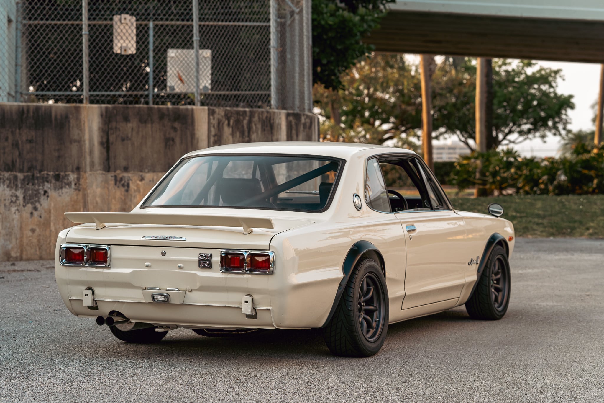 1971 Nissan 2000 GTX Hakosuka (KGC10) GT-R Tribute | L28 3.1L | 5 Speed Manual | Bilstein Coilovers | Watanabe Wheels | COLD AC