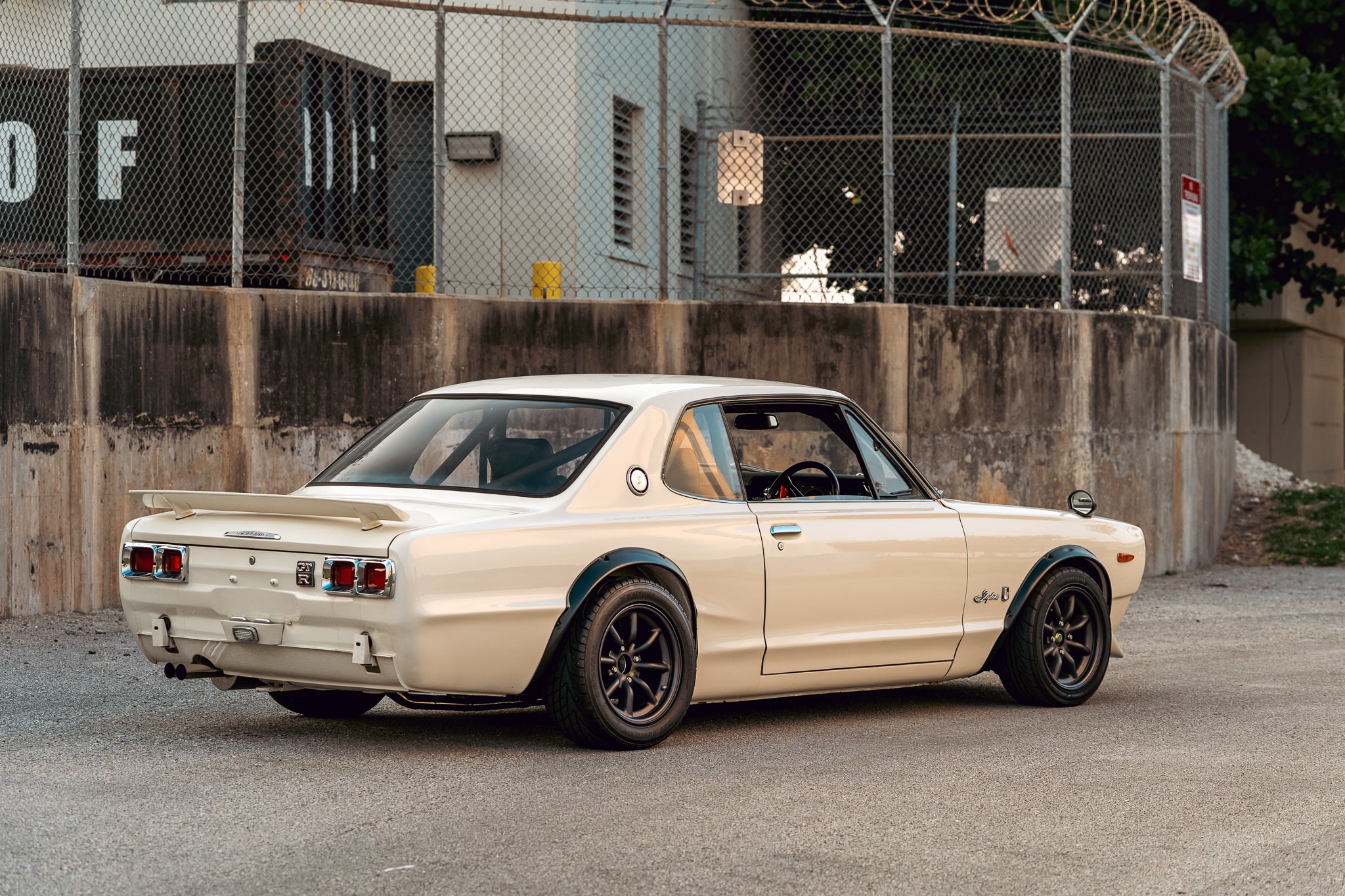 1971 Nissan 2000 GTX Hakosuka (KGC10) GT-R Tribute | L28 3.1L | 5 Speed Manual | Bilstein Coilovers | Watanabe Wheels | COLD AC